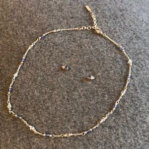 Necklace and earring set